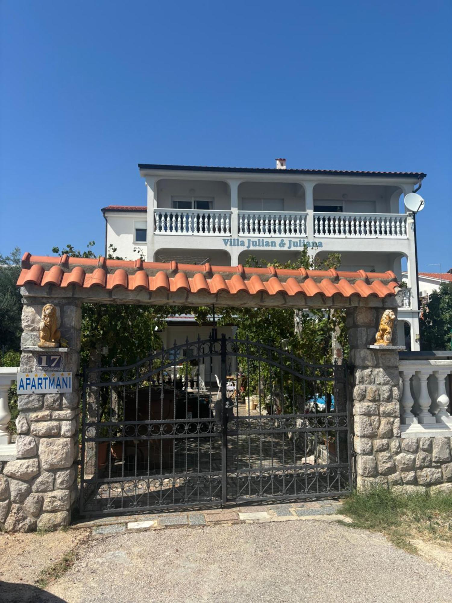 Villa Julian & Juliana Крк Экстерьер фото